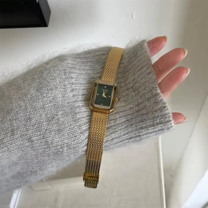 2025 nouvelle femme montre Simple argent Quartz montre-bracelet en acier maille ceinture petit cadra