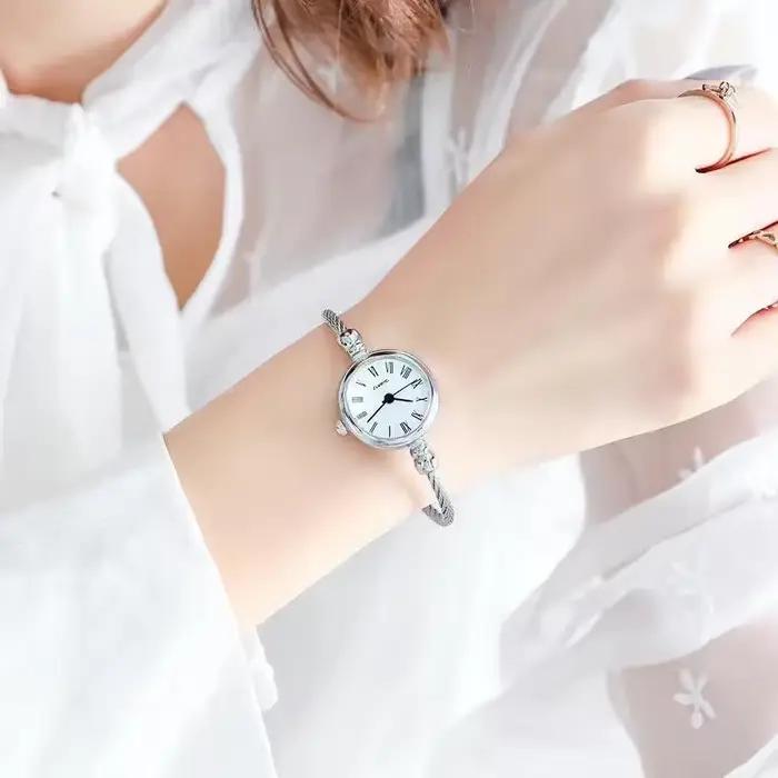 Montres-Bracelets de mode pour femmes de luxe en acier inoxydable rétro dames montres à Quartz femme