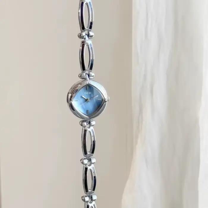 Montre à Quartz pour femmes, argent bleu, Design Original, petite horloge ronde, étanche, élégante, 