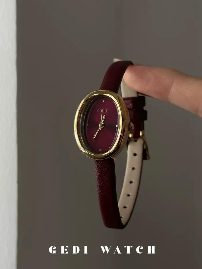 Montre rouge ovale montre de mode pour femmes 2025 luxe dames Niche Vintage-Chic femmes montre-brace