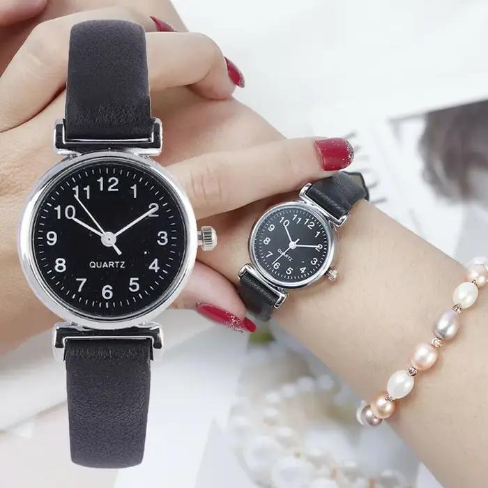 2021 Montres classiques pour femmes Noir Rouge Casual Quartz Bracelet en cuir Montre rétro Ronde Ana