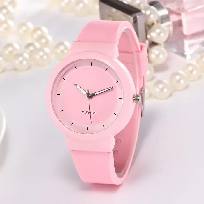 Montre-bracelet analogique à quartz pour femme, montres blanches, bracelet en silicone, mode