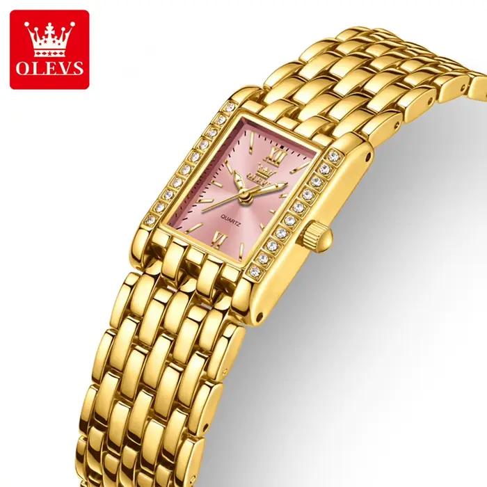 Montre dorée OLEVS en acier inoxydable pour femmes résistante à l'eau et élégante pour diverses occasions et cadeaux