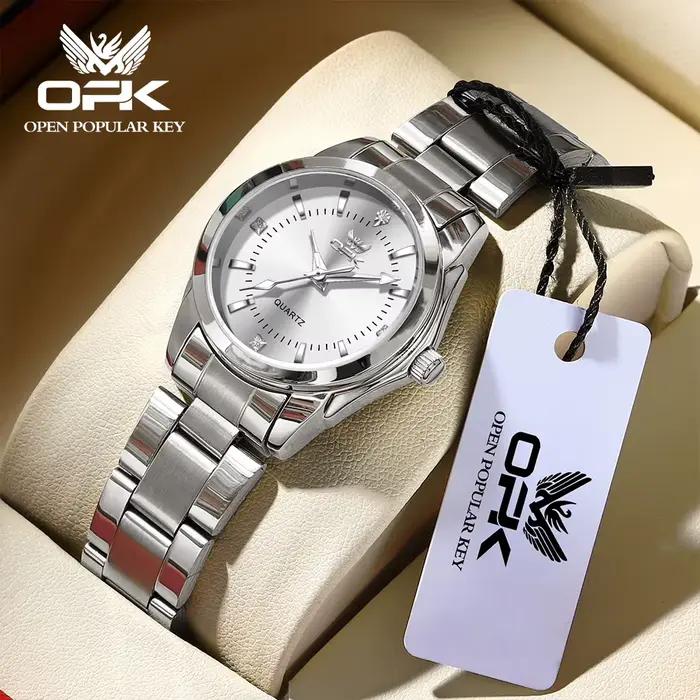 Montre-bracelet étanche entièrement argentée pour femme