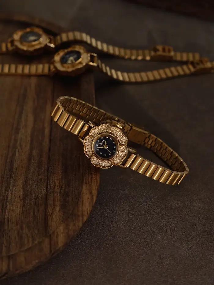 1 montre pour femme de style français rétro avec petit cadran doré et fleur de camélia