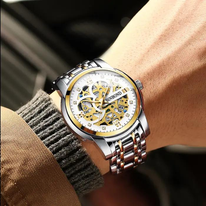 Montres à quartz précises et ajourées de la marque BINBOND pour hommes