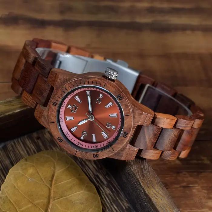 Montre en bois pour femme