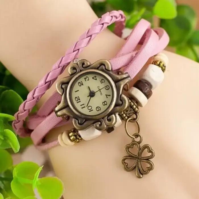 Montre à Quartz Vintage Femme Bracelet en Cuir Pendentif Papillon Everver Bijoux Fantaisie Occasions Spéciales