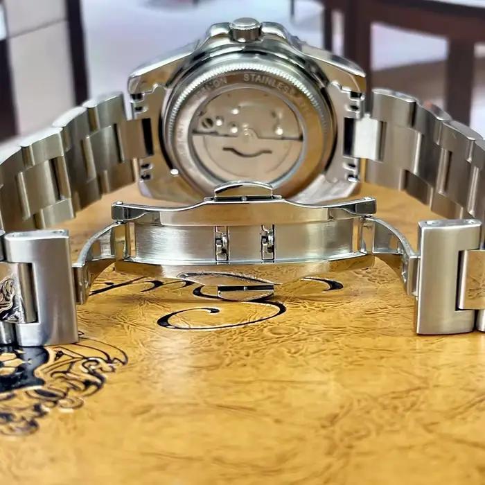 Montre de luxe pour homme avec design squelette de style professionnel