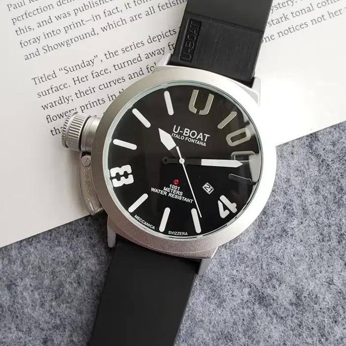 Montre U-BOAT multifonctionnelle élégante pour hommes design moderne et robuste pour mode affaires et sport