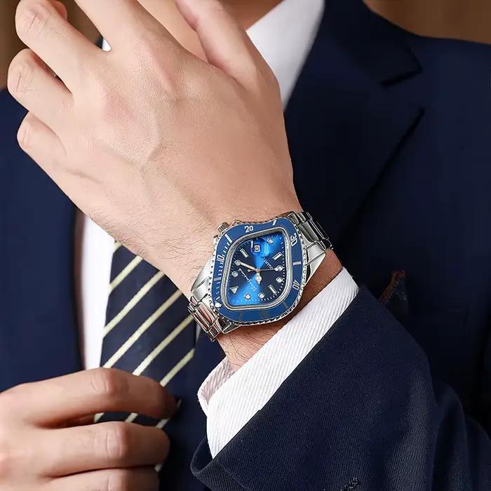 Montre homme torsadée effet fusion boîtier en acier avec bracelet quartz en acier pour homme occasionnels spéciaux