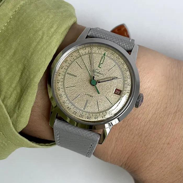 Montre mécanique à remontage manuel pour homme