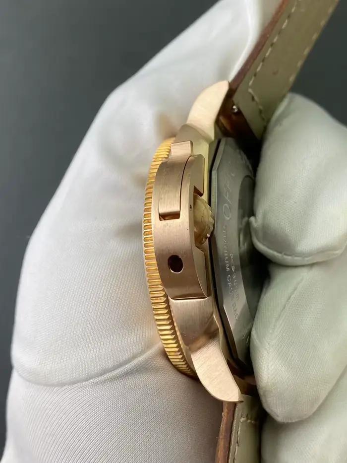 Montre mécanique automatique de sport et de loisirs pour hommes