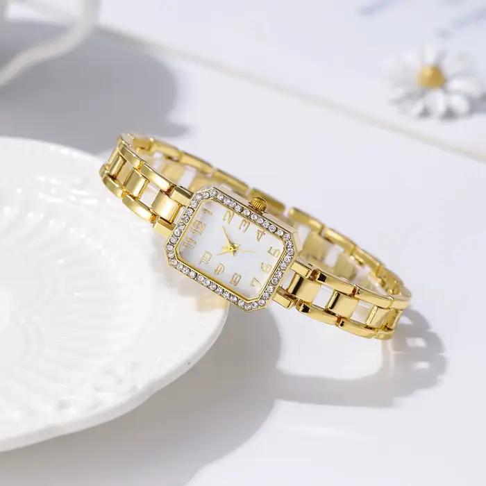 Montres de luxe pour femmes 2023 nouvelle arrivée simple carré plein diamant numérique montre à quartz or bracelet en