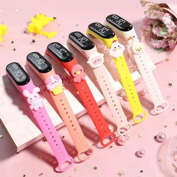 Montre intelligente multicolore pour enfants design numérique bracelet silicone ajustable pour filles et garçons occasions spéciales