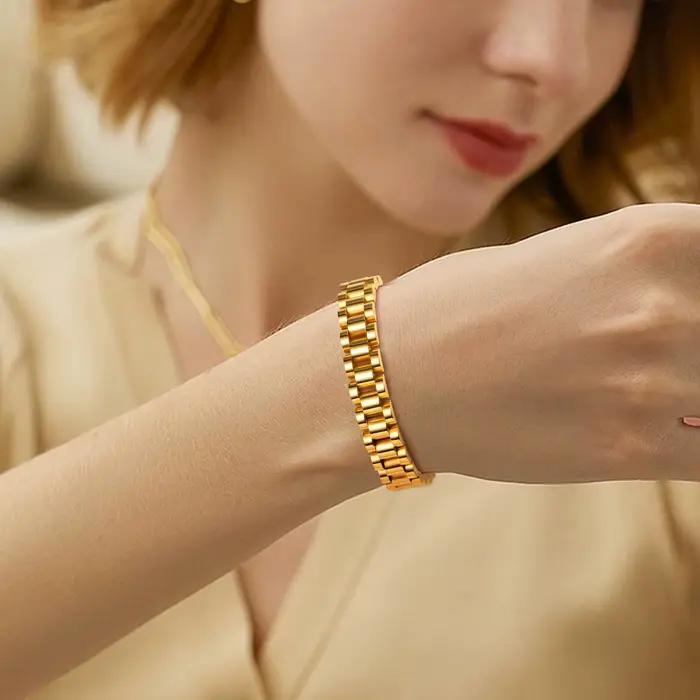 Bracelet-montre de luxe en acier inoxydable pour hommes et femmes