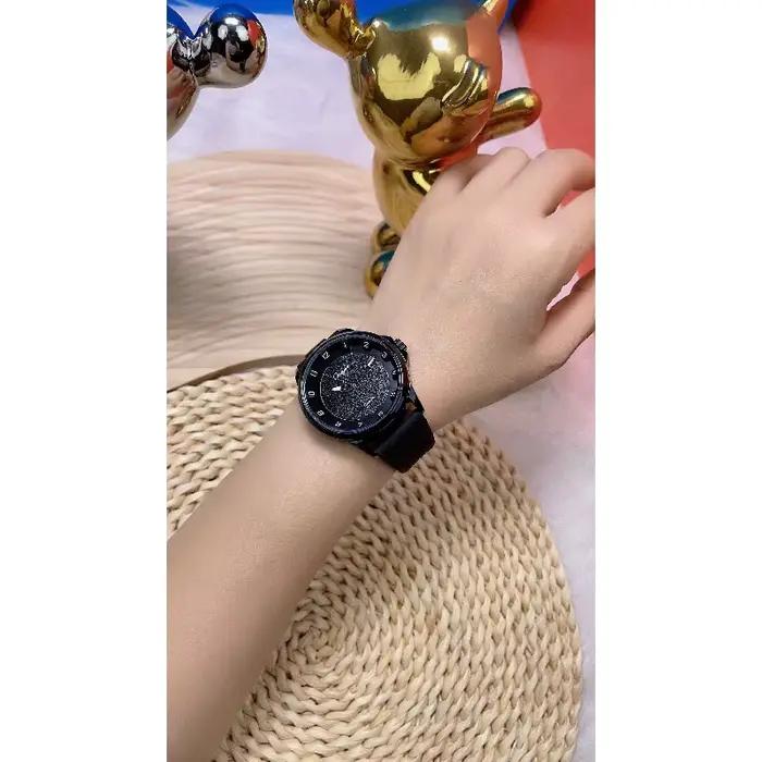 Montre à Quartz pour Femmes avec Bracelet en Silicone Élégante et Polyvalente Occasions Spéciales Étudiante Accessoires Mode Décontracté Résistance à l'Eau