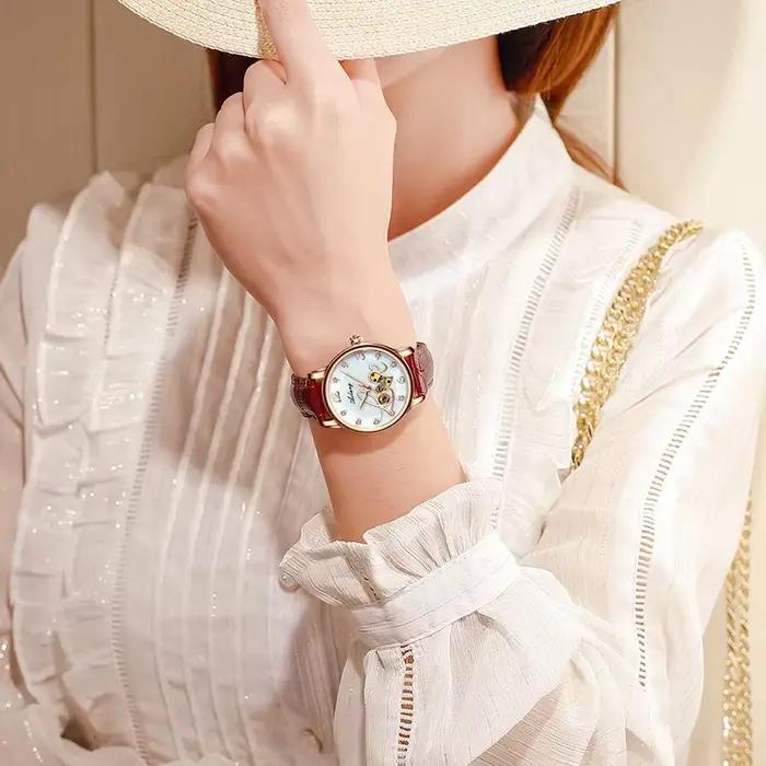 Montre-bracelet mécanique automatique Love Luxury Skeleton Ailang pour femme