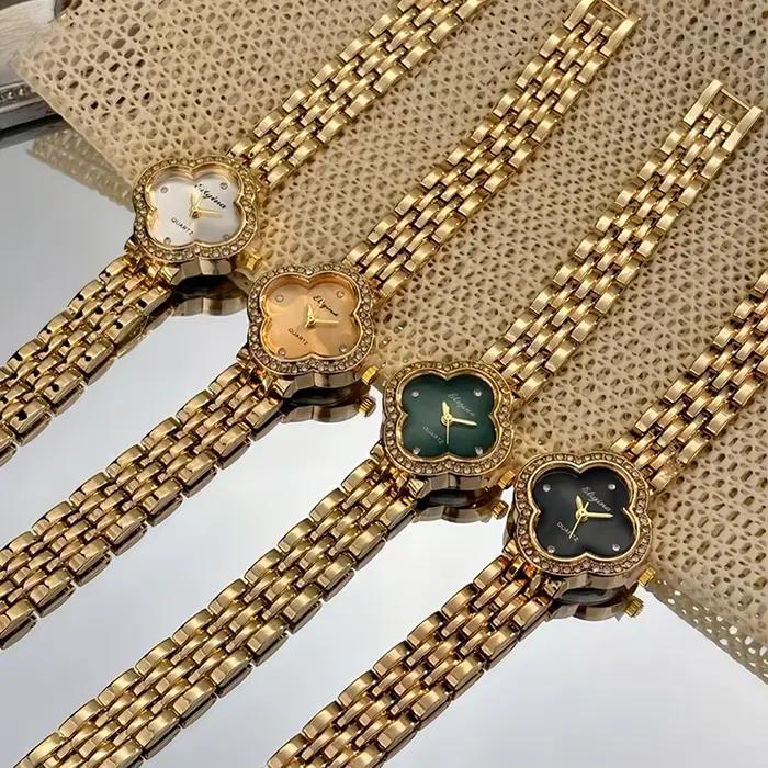 Montre vintage en or avec trèfle délicat pour femmes, verre convexe