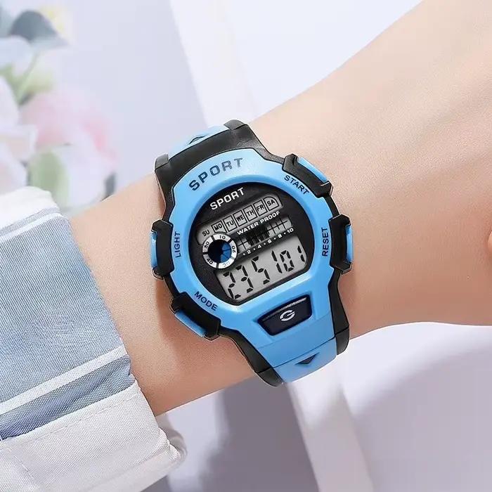Montre électronique sportive en plastique pour enfants et adolescents occasions scolaires et loisirs
