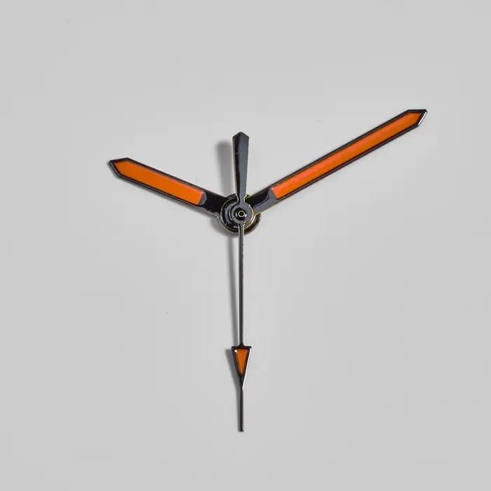 Aiguilles de montre colorées orange noires rouges vertes pour mouvements NH35 NH36 4R 7S personnalisation horlogerie unique occasions spéciales