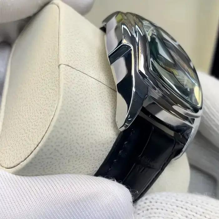 Montre punk pour homme de la marque Fax