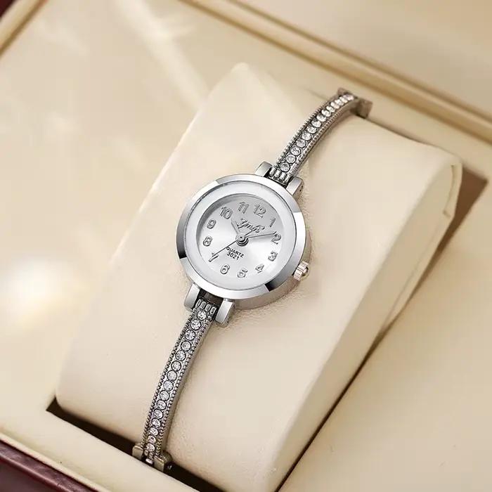Montre pour femmes