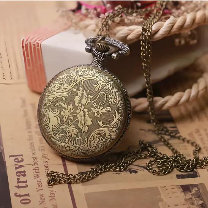 Montre de poche vintage avec gravure d’aigle
