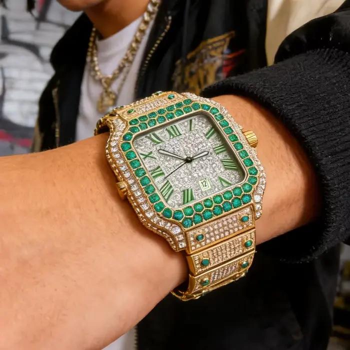 Montre de luxe pour homme entièrement sertie de diamants