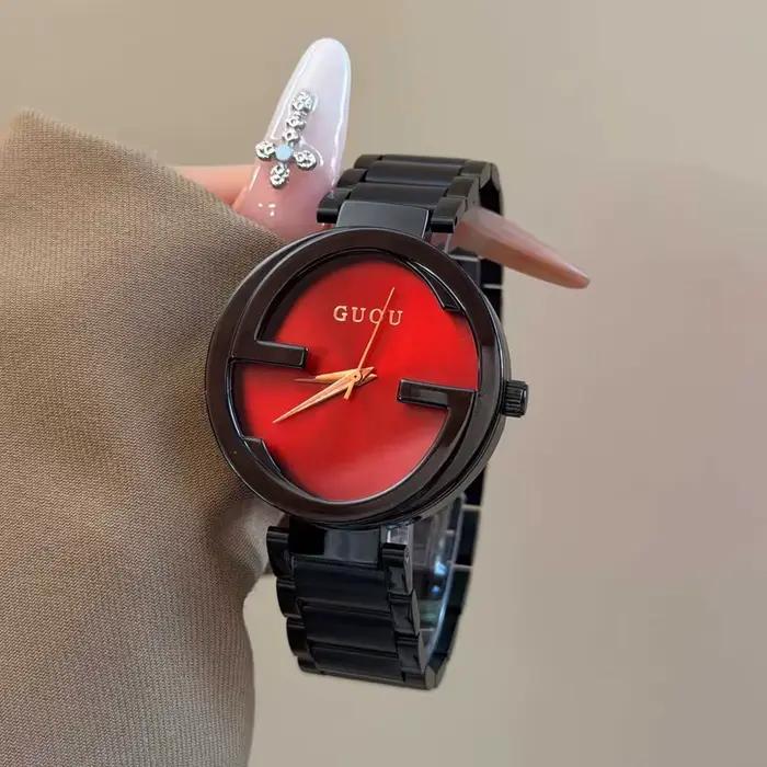 Montre pour femme à la mode et tendance avec bracelet en acier inoxydable