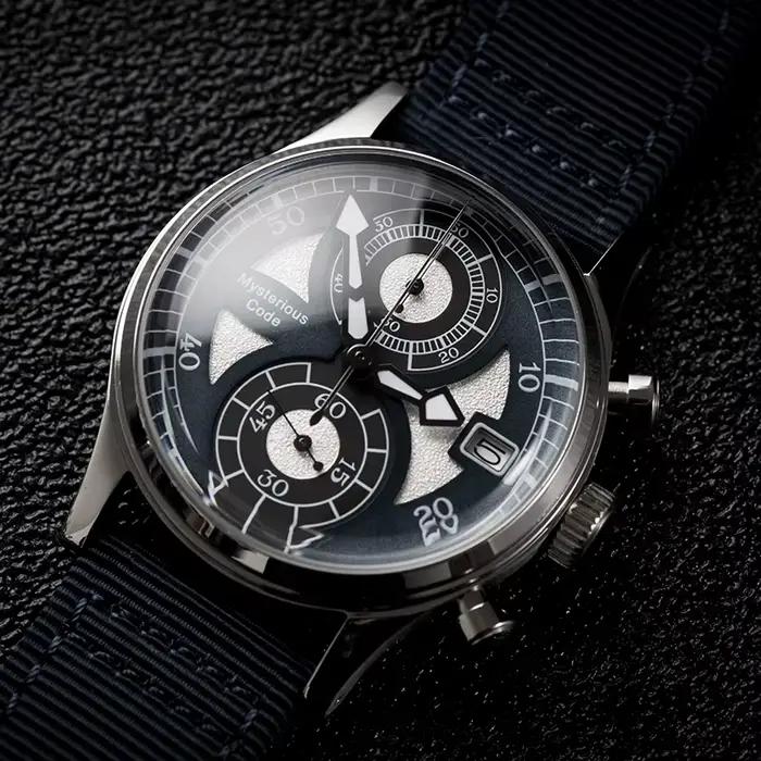 Montre à Quartz avec Mouvement Seiko VK61, Élégante et Robuste, Plongeur, Calendrier Complet, Bracelet en Nylon, Étanche 50 Mètres, Occasions Spéciales