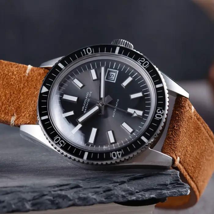 Hruodland 2025 nouvelle montre mécanique automatique rétro pour hommes PT5000 saphir cuir étanche 20Bar lumineux BGW-9 reloj hombre