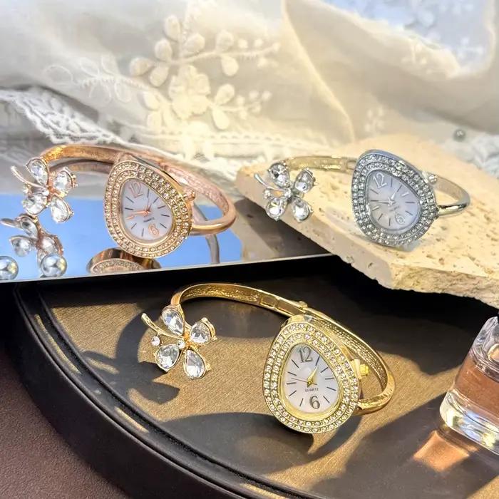 Montre à Quartz pour Femmes Luxe Trèfle à Quatre Feuilles Élégante Haute Esthétique Bracelet en Alliage Occasions Spéciales