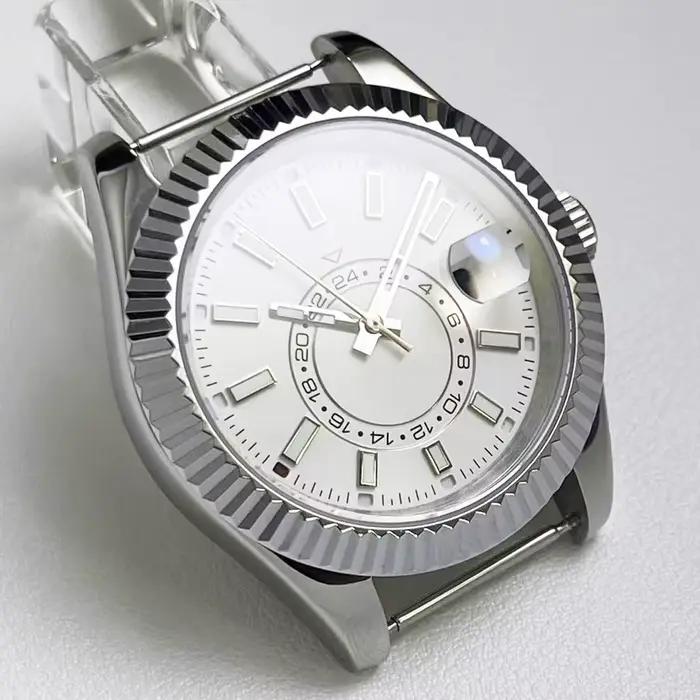 Une toute nouvelle montre-bracelet pour hommes de 39mm