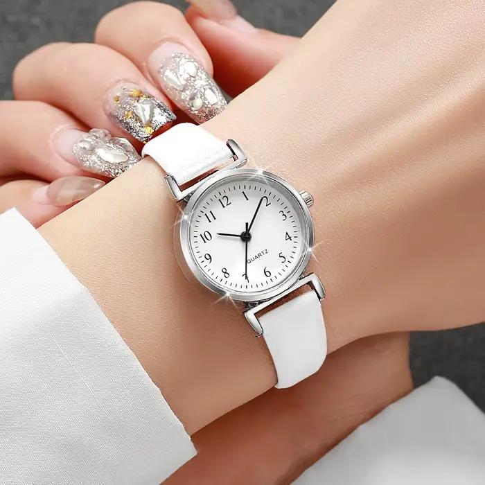 Montre Quartz Femme Avec Bracelet En Cuir Pour Occasions Spéciales Casual Et Chic