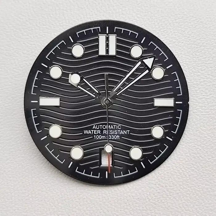 Nouveau cadran de 31.7mm de diamètre adapté au mouvement NH35 C3