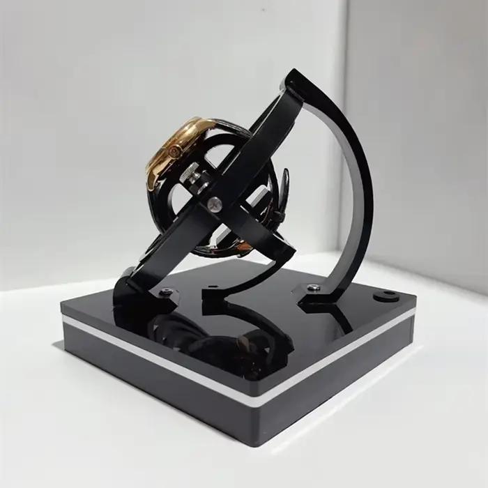 Remontoir de montres stéréoscopiques