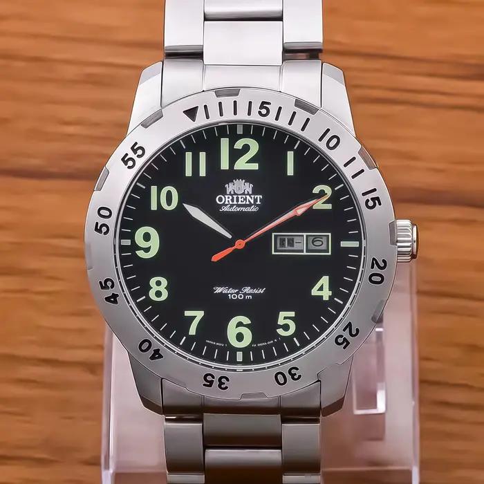 Montre mécanique automatique universelle pour homme et femme 118A