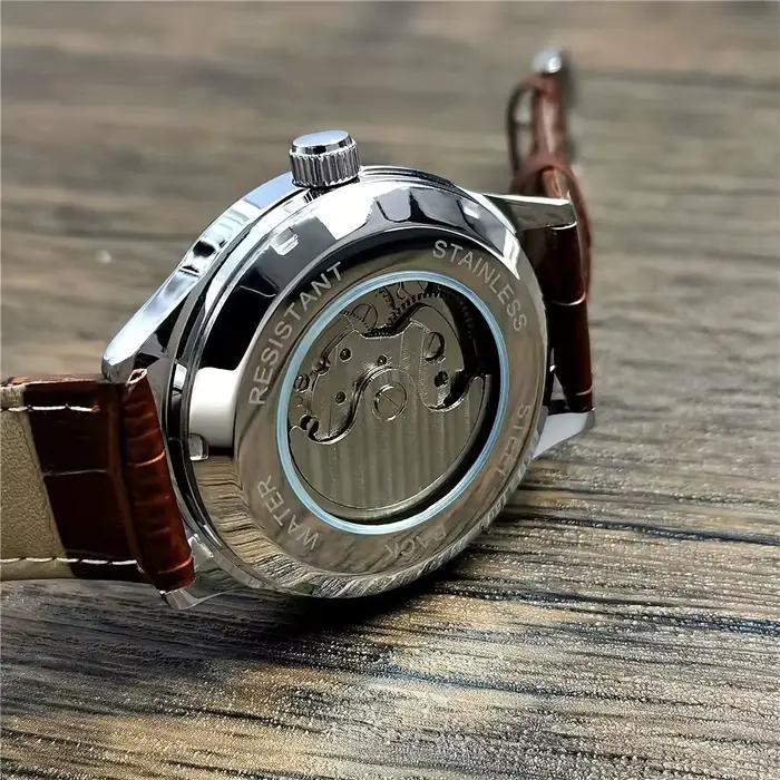 Montre mécanique de luxe AOKULASIC avec cadran squelette et bracelet en cuir pour homme style business occasions spéciales