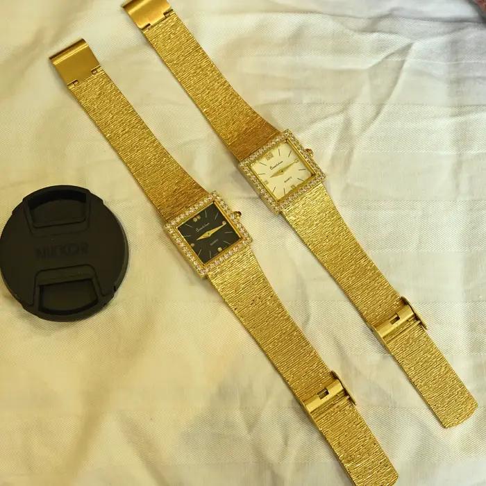Montre carrée de luxe pour femme en or avec lunette en strass