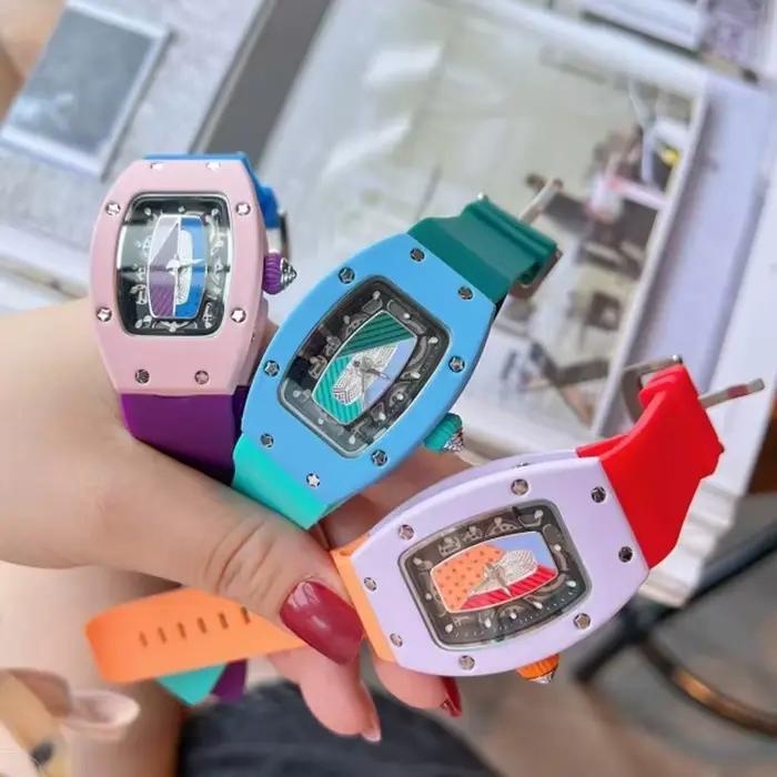 Montre de luxe en diamant pour femmes