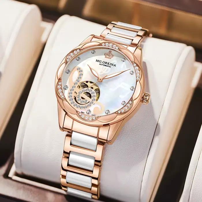 Montres mécaniques pour femmes
