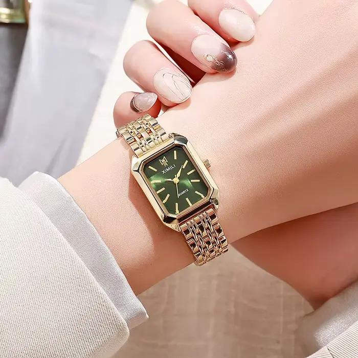 Petit cadran montre petite bande d'acier enduit de sucre montre étudiant mode Version coréenne Simpl