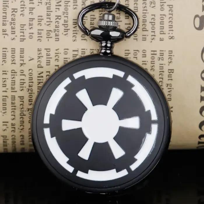 Montre de Poche à Quartz avec Pendentif, Design de Gouvernail Noir, Célèbre Bande Dessinée