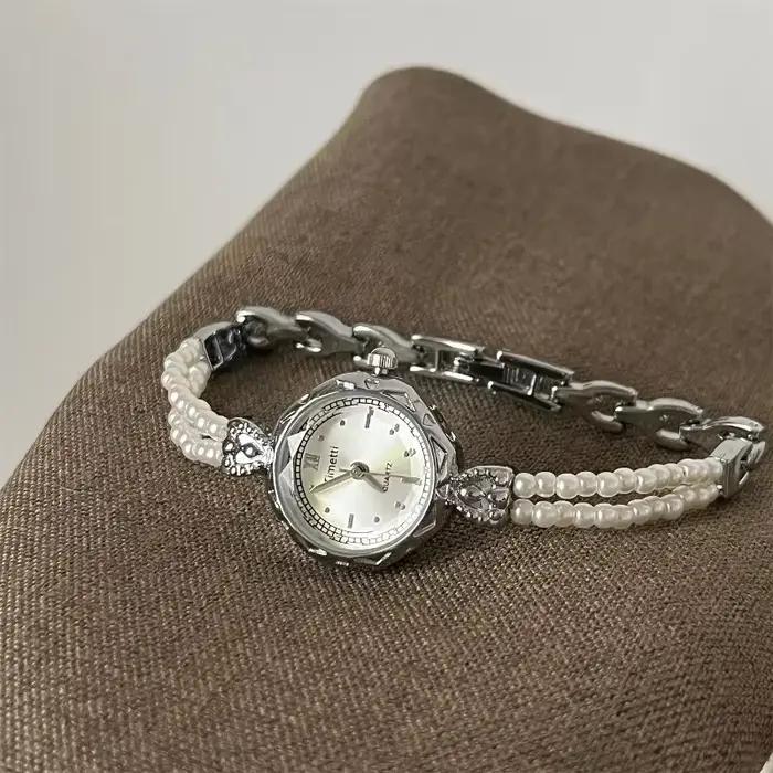 Montre à quartz plaquée or pour femmes