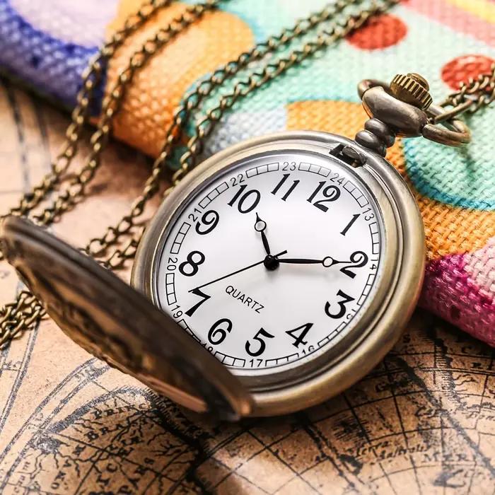 Montre de Poche Américaine en Bronze Antique