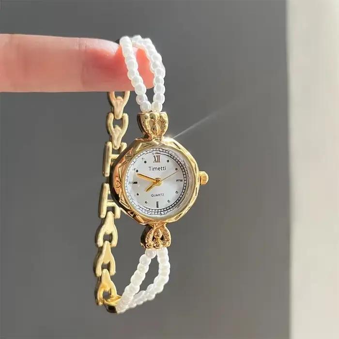 Montre à quartz plaquée or pour femmes