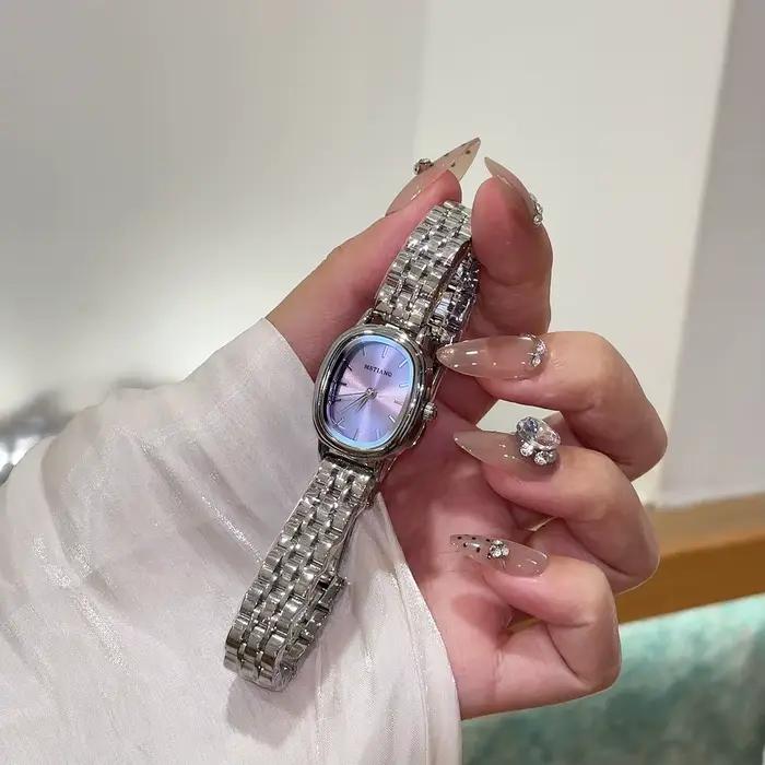 Montre étudiante petite bande d'acier sucrière élégante pour homme et femme styles modernes occasions quotidiennes
