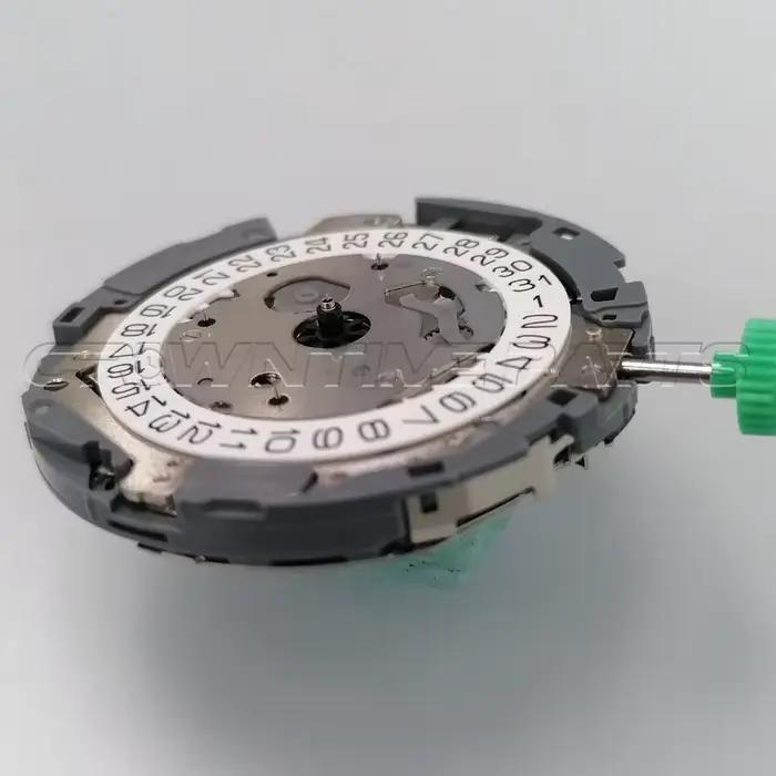 Montre Dyn Quartz avec mouvement Miyota à quartz pour homme et femme précision élégance quotidienne occasions spéciales