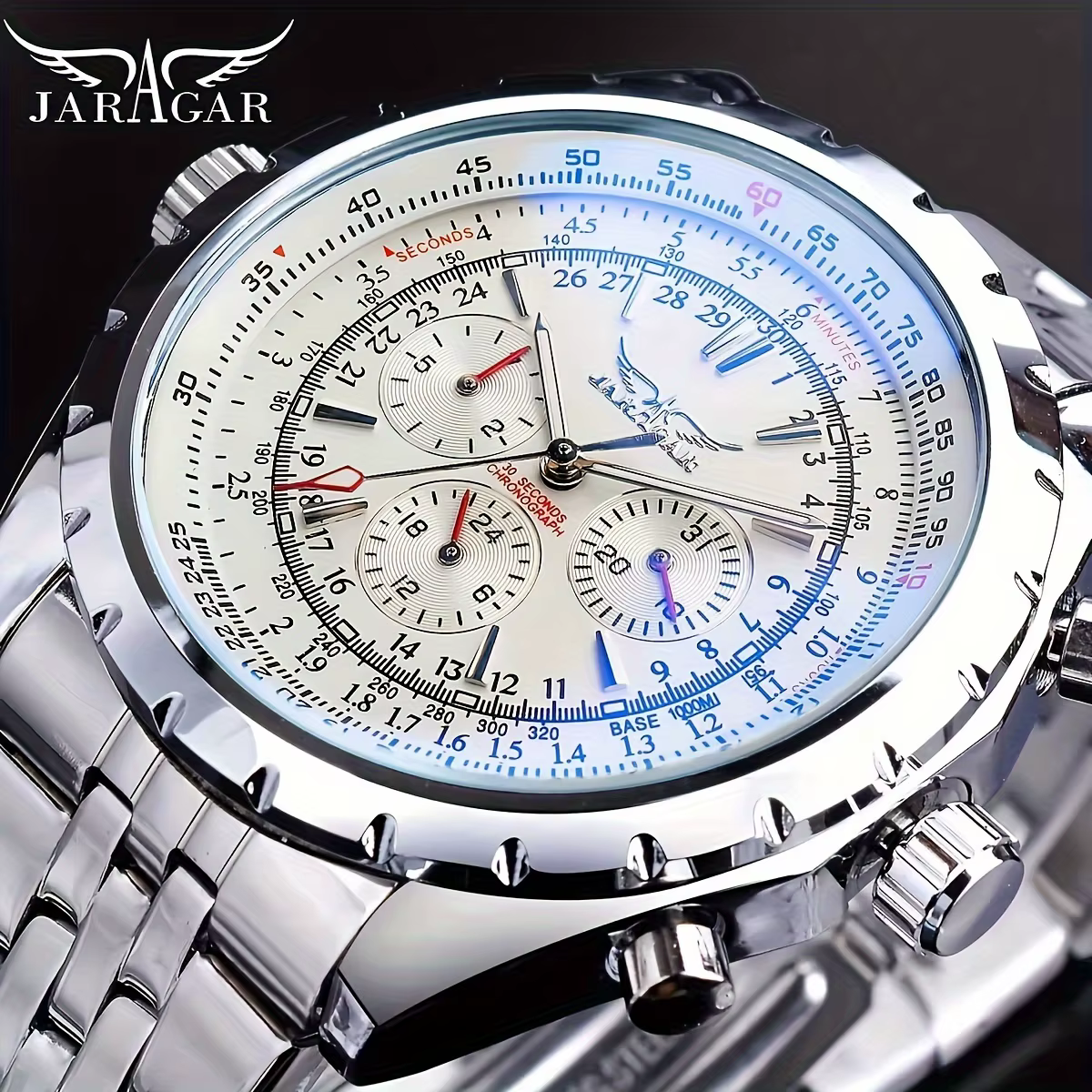 Les montres pour hommes haut de gamme sont des montres mécaniques en acier inoxydable, à la fois élé